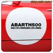Texto ABARTH500 y esseesse en negro sobre un círculo blanco aplicado en un coche rojo