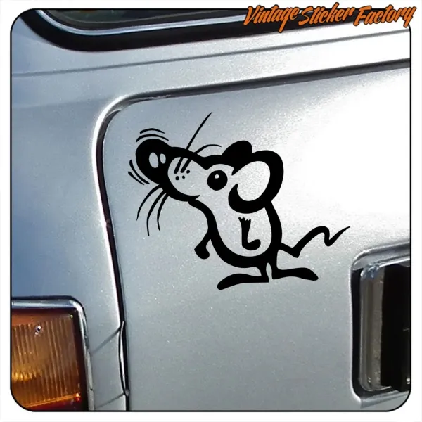 Black mouse applied to the side surface of a vehicle