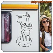 Autocollant avec un WC et une main appliqué sur le côté d’une caravane