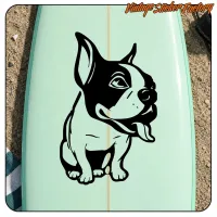 Detalle del bulldog francés aplicado sobre una tabla de color verde claro