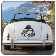 Buddha-Aufkleber auf dem Heck eines klassischen Cabriolets