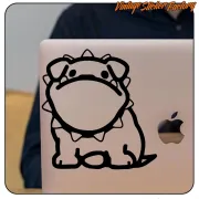 Puppy-Aufkleber auf dem Deckel eines Laptops