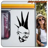 Detalle del diseño Gandhi Punk negro aplicado en el lateral de una caravana