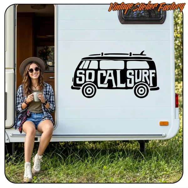 Aplicación del diseño SOCAL SURF en el lateral de una caravana