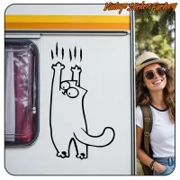 Diseño de Simon’s Cat con gato estirado y brazos levantados en una caravana