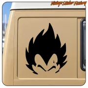 Visage de Vegeta en noir appliqué sur le côté d’un van aménagé