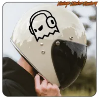 Diseño PACMAN en negro aplicado sobre un casco de motocicleta blanco