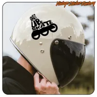 SHUT UP & SKATE Aufkleber auf einem weißen Helm