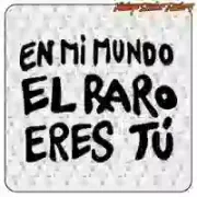 Pegatina EN MI MUNDO EL RARO ERES TÚ
