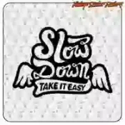 Pegatina SLOW DOWN. Comprar pegatinas.