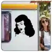 Autocollant vinyle pin-up Custom Culture BETTY PAGE