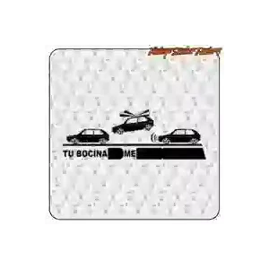 AUTOCOLLANT VOTRE KLAXON NE M'AIDE PAS. ACHETEZ DES AUTOCOLLANTS EN VINYLE.