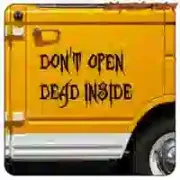 Autocollant zombie DON’T OPEN DEAD INSIDE