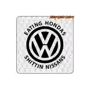 Pegatina «Eating Hondas Shittin Nissans»