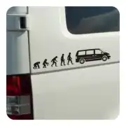 Vinilo de evolución con siluetas aplicado en el lateral de una furgoneta blanca