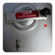 Autocollant Nina y globo banksy