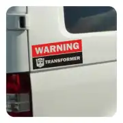 WARNING TRANSFORMER-Aufkleber an der hinteren Fahrzeugtür