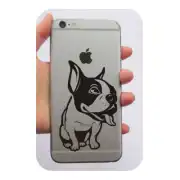 Autocollant de bouledogue français placé au dos d’un téléphone portable