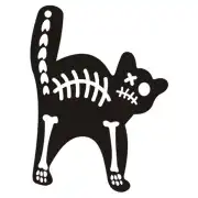 Gato negro de perfil con cola alzada y esqueleto blanco visible en el cuerpo