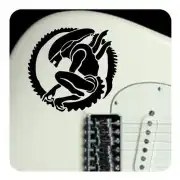 Pegatina Alien. Vinilo de alta calidad, soporta perfectamente la intemperie, apto incluso para náutica. Pégala donde quieras, un