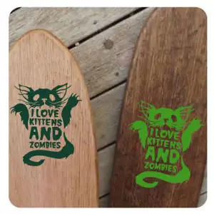 Autocollant Love Kittens and Zombies