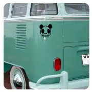 Pegatina Panda. Vinilo de alta calidad, soporta perfectamente la intemperie, apto incluso para náutica. Pégala donde quieras, un