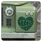 Autocollant ALL WE NEED IS LOVE