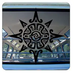 Pegatina SOL TRIBAL. Vinilo de alta calidad, soporta perfectamente la intemperie, apto incluso para náutica. Pégala donde quiera