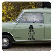 Pegatina KEEP CALM THE FORCE. Vinilo de alta calidad, soporta perfectamente la intemperie, apto incluso para náutica. Pégala don