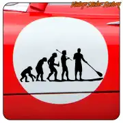 Silhouetten der menschlichen Evolution bis zu einer Person beim Stand-up-Paddling auf einem Board